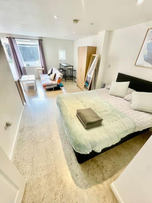 Cambridge City Centre Studio, Sleeps 3 Kültér fotó