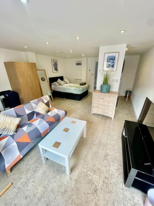 Cambridge City Centre Studio, Sleeps 3 Kültér fotó